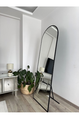 Effe Siyah Metal Çerçeveli 180 X 70 Cm Demonte Ayaklı Oval Boy Aynası