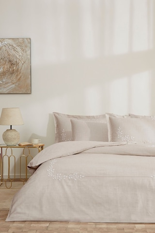 Özdilek Daniela Battal Boy Nakışlı Saten Nevresim Takımı Çok Renkli