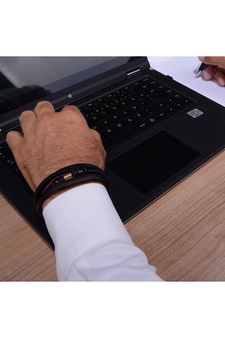 Çelik Aksesuarlı Dörtlü Deri Bileklik