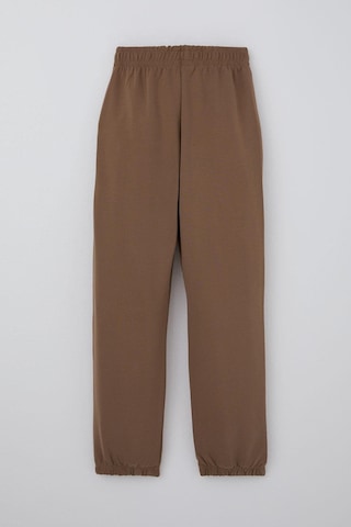 Breeze Erkek Çocuk Eşofman Altı Bağcık Aksesuarlı Arma Detaylı 4-8 Yaş, Kahverengi Kahverengi