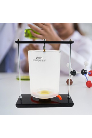 Suntek Geri Tepme Hareketi Gösterici Su Akışı Öğretim