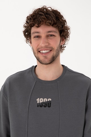 U.S. Polo Assn. Erkek Bisiklet Yaka Antrasit Comfort Fit Sweatshirt 50293430-VR006