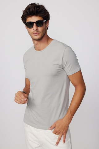 Tudors Slim Fit Bisiklet Yaka Düz Basıc Kısa Kol Gri Erkek T-Shirt-27717-Gri