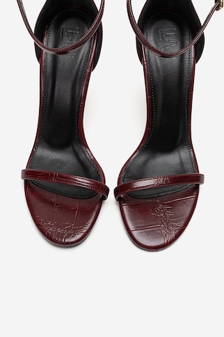 Luvishoes Yelena Bordo Baskı İnce Bantlı Kadın Topuklu Ayakkabı