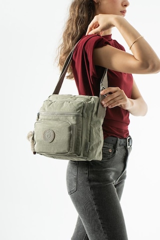 Baginn Kadın Postacı Çanta 28 32 Cm 571 Collection Klinkır Hafif Yağmur Geçirmez Klinkır Kumaş Çok Cepli Bej