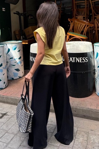 Madmext Siyah Rahat Kesim Pileli Pantolon Mg2709