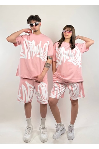 Zaee Street Graffiti Oversize Şort Takım Pembe Zaee Street Graffiti Oversize Şort Takım Pembe