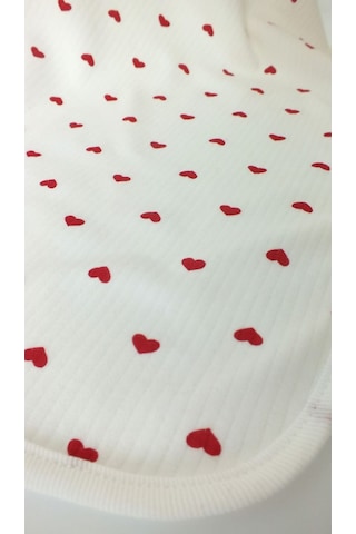 Kırmızı Kalpli %100 Pamuklu 80x90 Cm Tek Kat Bebek Battaniye Ekru