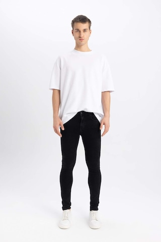 Defacto Super Skinny Fit En Dar Kalıp Normal Bel Ekstra Dar Paça Jean Pantolon R8752AZ24SPNM40 Siyah