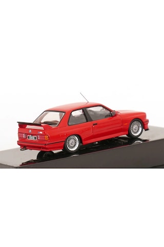 1:43 Ixo 1990 Bmw M3 E30 Evo