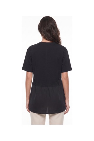 Onloox Kadın Siyah Siyah Viskon Karışımlı Bisiklet Yaka Kısa Kollu Oversize Asimetrik Kesim Garnili T-shirt