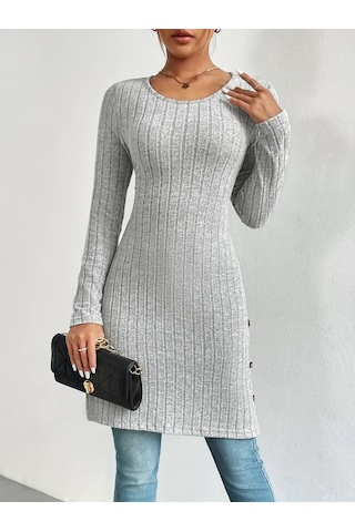 Leyla Sanat Sanata Yeni Bir Bakış Açısı Kadın Uzun Kollu Yuvarlak Yaka Yandan Yırtmaçlı Düğmeli Şardonlu Kaşkorse Bluz Gri