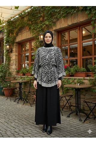 Tarzını Seç Yeni Sezon Rahat Modern Zebra Oversize Panço / Tesettür Tunik - Panço