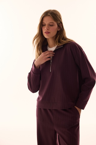 Penti Bordo Yarım Fermuarlı Çizgili Polo Yaka Sweatshirt