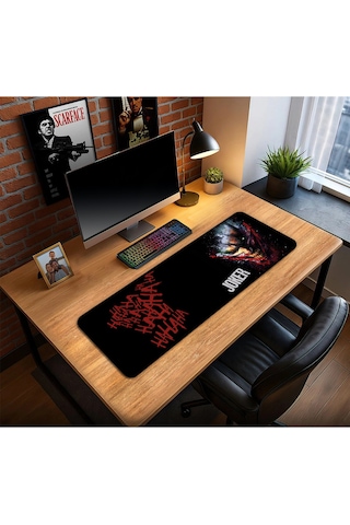 Joker Oyun Gaming Klavye Mouse Pad Kaymaz Taban Kenarları Dikişli Su Geçirmez Masa Matı 70x30 Cm
