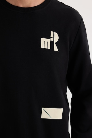 Tudors Erkek Relax Fit Rahat Kesim Pamuklu Lastikli Kol Bisiklet Yaka Baskılı Siyah Sweatshirt-37304 Siyah