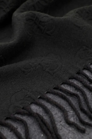 Guess V Yaka Püsküllü Panço Aw5660pol03 Kadın Panço Aw5660 Pol03 Bla Siyah