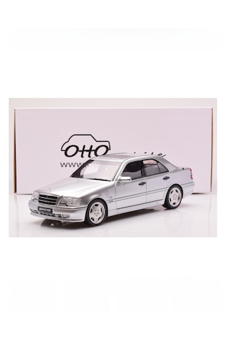 Otto 1:18 1990 Mercedes Benz C36 Amg W202 Model Araba