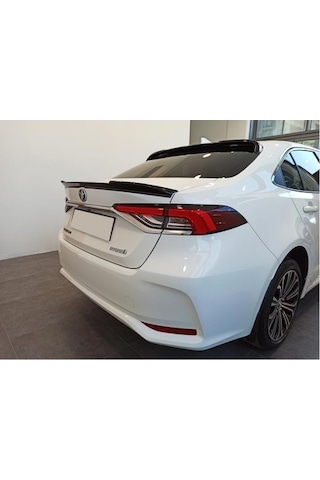 Toyota Corolla Uyumlu 2019 - 2021 Cam Üstü Spoiler - Piyano Black