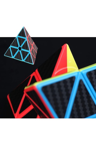 3x3 Piramit Hız Küp Karbon Fiber Etiket Bulmaca Küp 3x3x3 Hız Küp Üçgen Sihirli Küp Bulmaca Oyuncak Sihirli Küp Bulmacalar