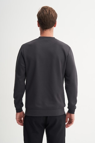 Cazador 54260 Erkek Bisiklet Yaka Sweatshirt Antrasit