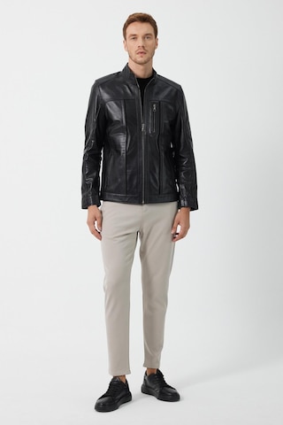 Tete Siyah Deri Mont Siyah