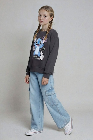 Defacto Kız Çocuk Disney Lilo & Stitch Relax Fit Bisiklet Yaka Sweatshirt F3410a825auar31 Antrasit