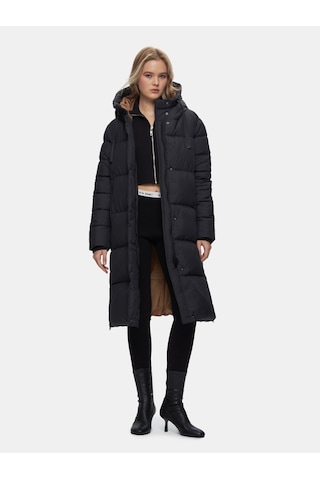 Uzun Boy Kapüşonlu Şişme Siyah Mont Siyah