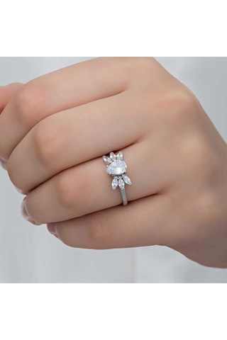 Casera's Gümüş Damla Zirkon Taşlı Kadın Yüzük Csr2185337 Gümüş