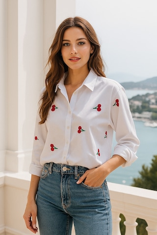 Kadın Kiraz Desenli Beyaz Pamuk Gömlek Beyaz