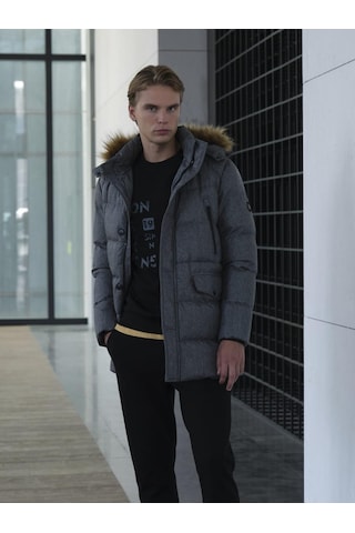 Erkek Antrasit Kapüşon'Lu Termo Dolumlu Su Ve Rüzgar Itici Yandan Fermuarlı Slim Fit Mont Ncs Jeans 4991-Antrasit