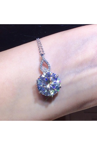 Pomoiii 6.5 Karat Yuvarlak Moda Kolye Kadınsı Kolye Klavikula Zinciri Güzel Takı Beyaz