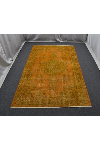 Zehra Abla Halı Vintage El Dokuma Overdye Tek Renk Turuncu Göbekli Yün Halı 7165 Çok Renkli