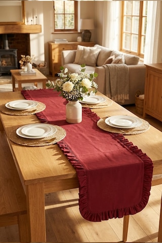 Yunusoğlu Home Fırfırlı Masa Runner 150x50 Cm Şık Dekoratif Masa Örtüsü Bordo