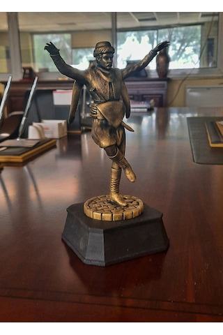 Efe - Zeybek Temalı Biblo