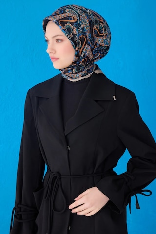BELLİ Saf İpek Eşarp 4101d02 Sura İpek -3683 - 90 X 90 / Siyah - Petrol Siyah - Petrol