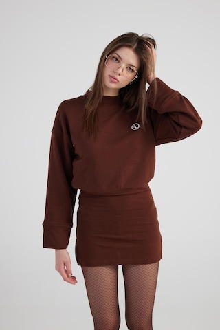Holly Lolly Yırtmaçlı Dokuma Kumaş Mini Claire Elbise Kahve