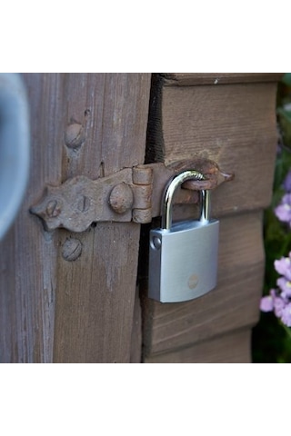 Yale Krom Kaplamalı Dmu Asma Kilit 70 Mm