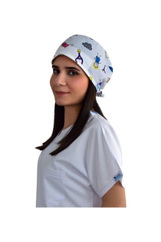 Yarabandı Temalı Cerrahi Doktor Hemşire Hastane Bonesi Çok Renkli Çok Renkli