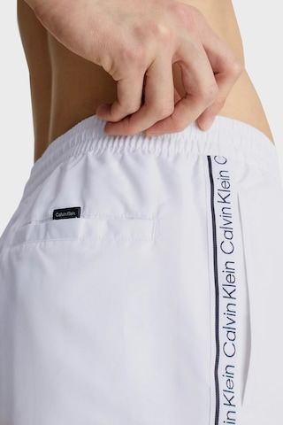 Calvin Klein Erkek Mayo Short Km0km00811 Ycd Beyaz