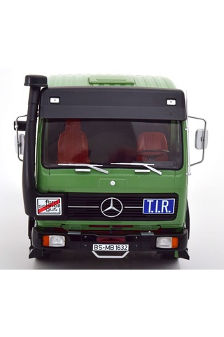 Venüs Hobi // 1:18 Road Kings Mercedes Benz Sk 1632 Çekici