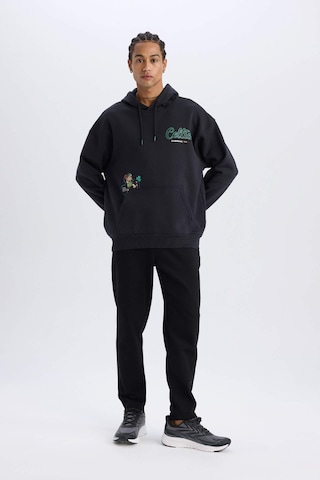 DeFactoFit NBA Boston Celtics Oversize Geniş Kalıp Kapüşonlu Sırt Baskılı Kalın Sweatshirt D6690AX25SPBK82
