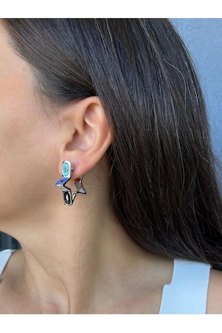 Gümüş Renkli Gözlü Yıldız Küpe