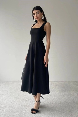 Unika Boutique Kadın Siyah Kare Yaka Askılı Uzun Siyah Elbise Karesiyah