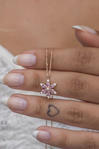 Nereze 925 Ayar Gümüş Pembe Taşlı Lotus Kamelya Çiçeği Kolye