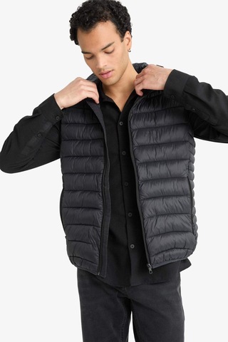 Defacto Slim Fit Dar Kesim Kapüşonlu Fermuarlı Yelek N4652az25aubk27 Siyah