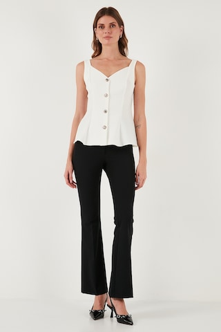 Lela Fitted Fit V Yaka Düğmeli Bayan Yelek 611Fyl145 Ekru
