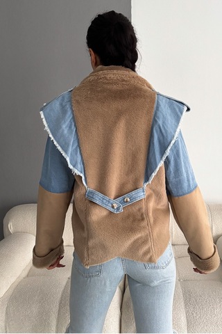 Femelle Kadın Bej İçi Süet Denim Kot Detaylı Çıtçıt Düğmeli Mont