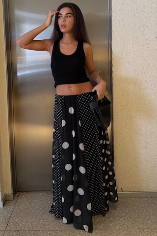 Madmext Siyah Çoklu Puantiye Desen Maxi Etek Mg2839