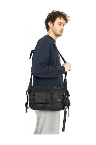 Necati Çanta Çok Gözlü Çıkartılabilen Aksesuarlı Postacı Çantası Siyah-1606 Siyah